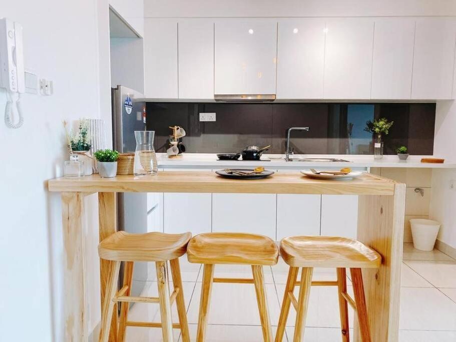 C0509 Muji Style Almas 100mbps Pool View Netflix By Apartment